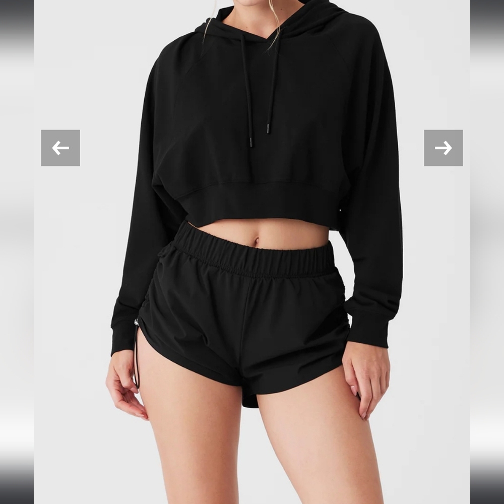ALO Yoga Classic Black Cropped Hoodie